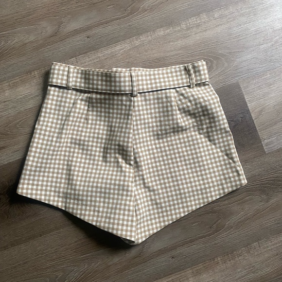 Checkered Zara Shorts - Picture 2 of 5
